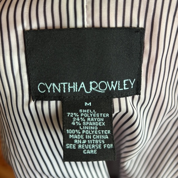 Beautiful elegant jacket In Excellent Condition - Picture 6 of 6